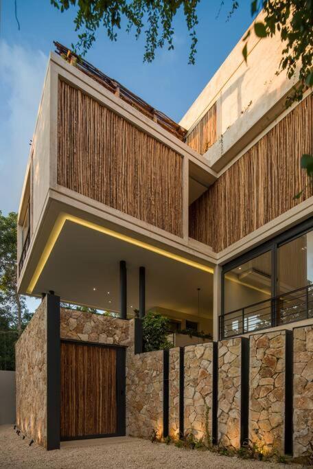 トゥルムBeyond Amazing 3Bd 2Br/ Balconyアパートメント エクステリア 写真