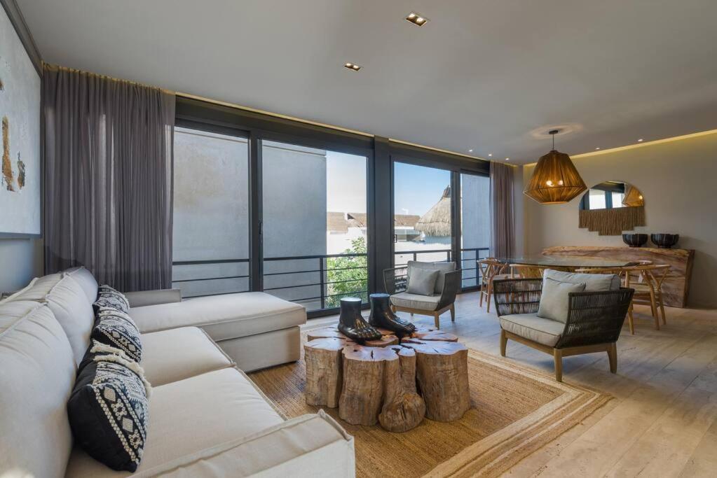 トゥルムBeyond Amazing 3Bd 2Br/ Balconyアパートメント エクステリア 写真